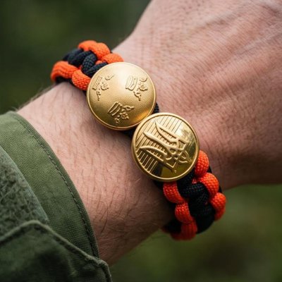 Armband tre kronor Ukraina stöd
